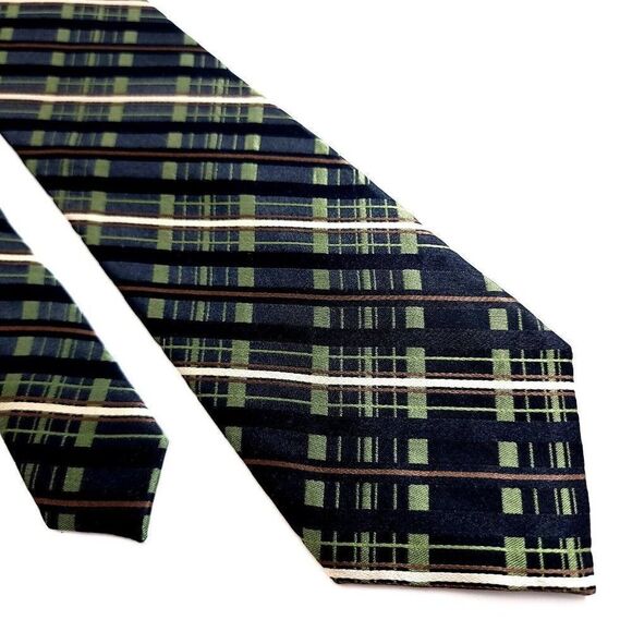 Van Heusen Green Black‎ Plaid Woven Silk Tie Stain Resistant - Picture 1 of 7